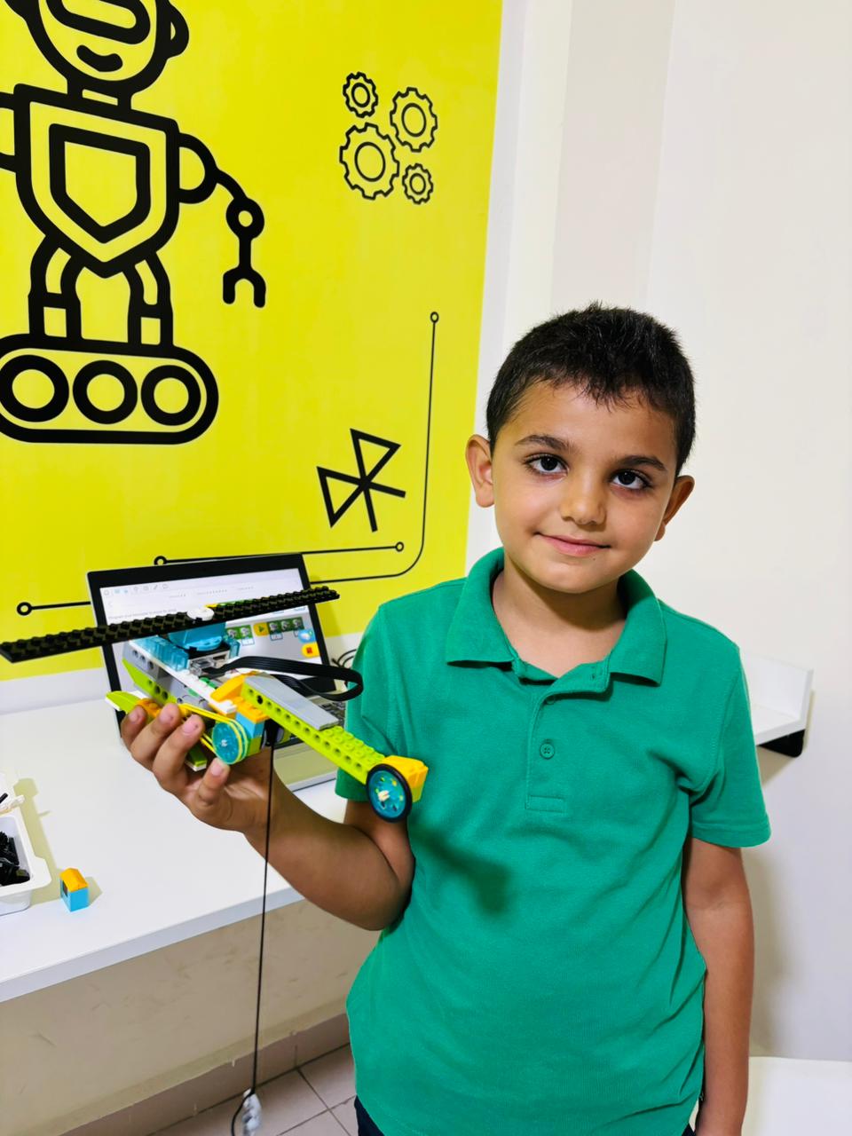 Hassan - LEGO Wedo