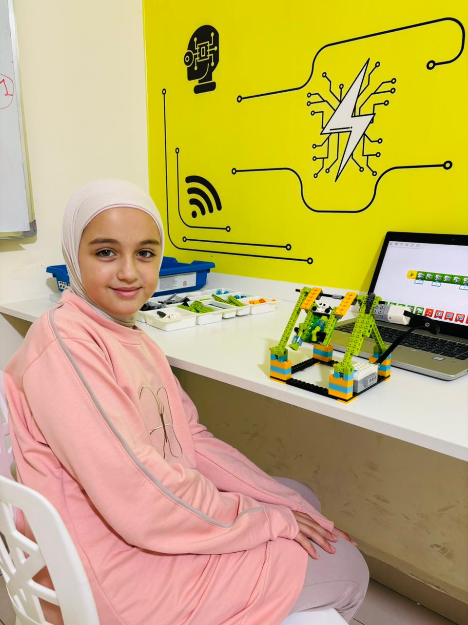 Batoul - LEGO Wedo